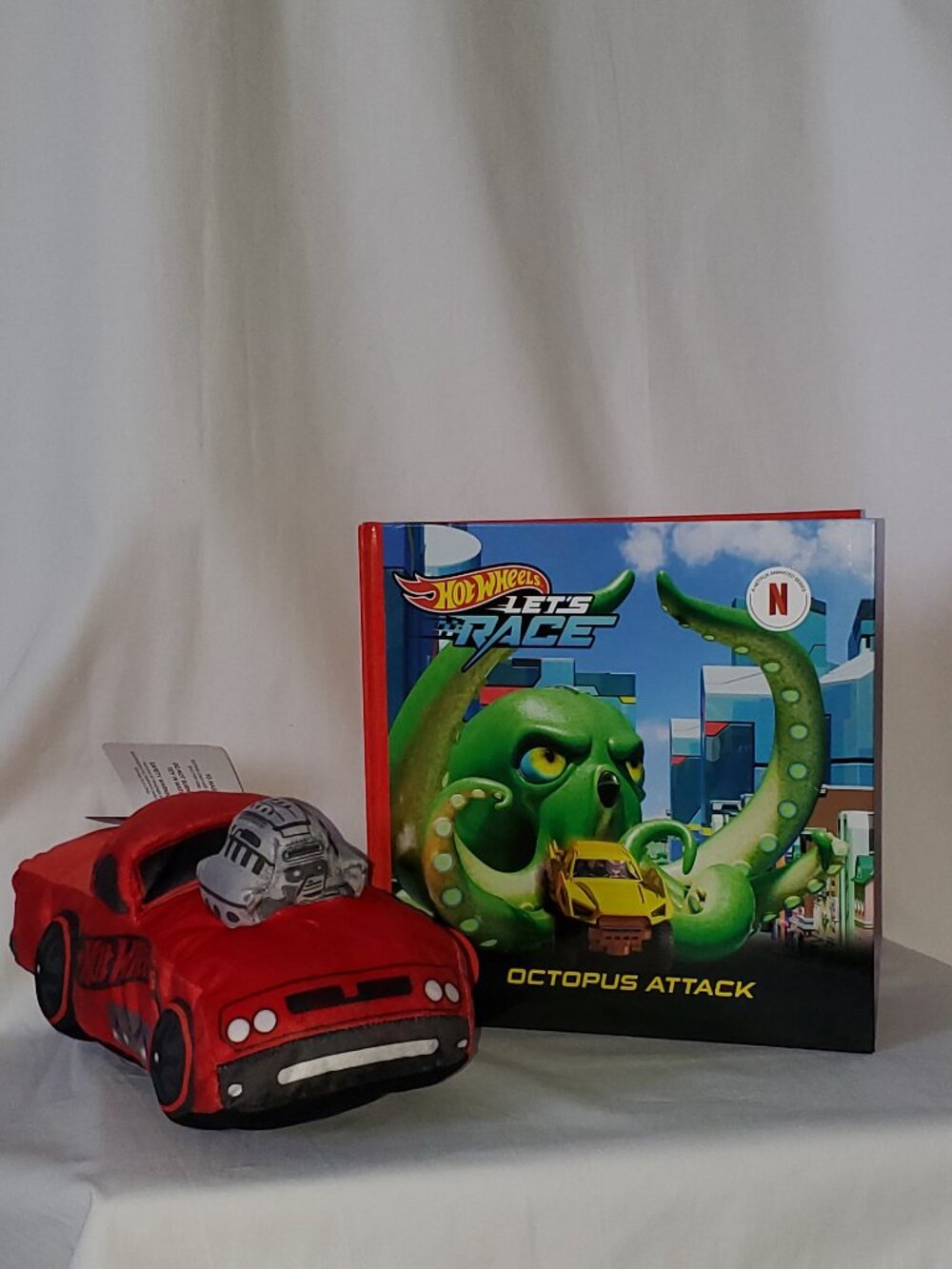 Hot wheels car Plush AND storybook Book "Let's Race-Octopus Attack"  Brand NEW!